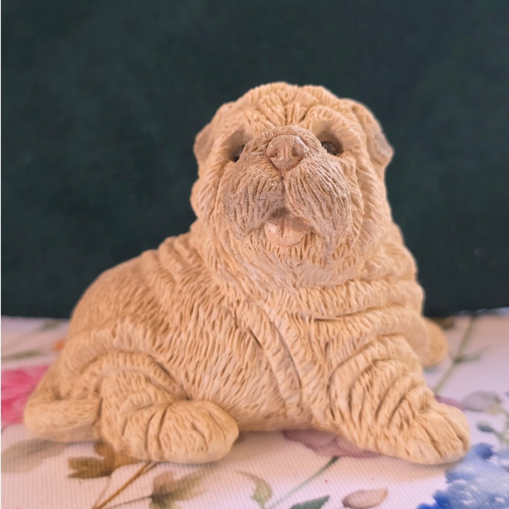 Stone Critters Sharpei Figurine OS Tan Excellent SCL-034 UDC 1988